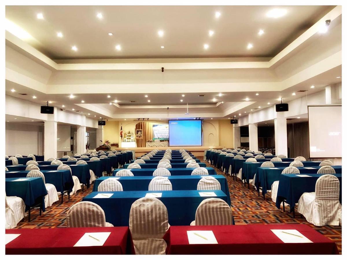 Dad D Resort By Lopburi Inn Resort Dış mekan fotoğraf
