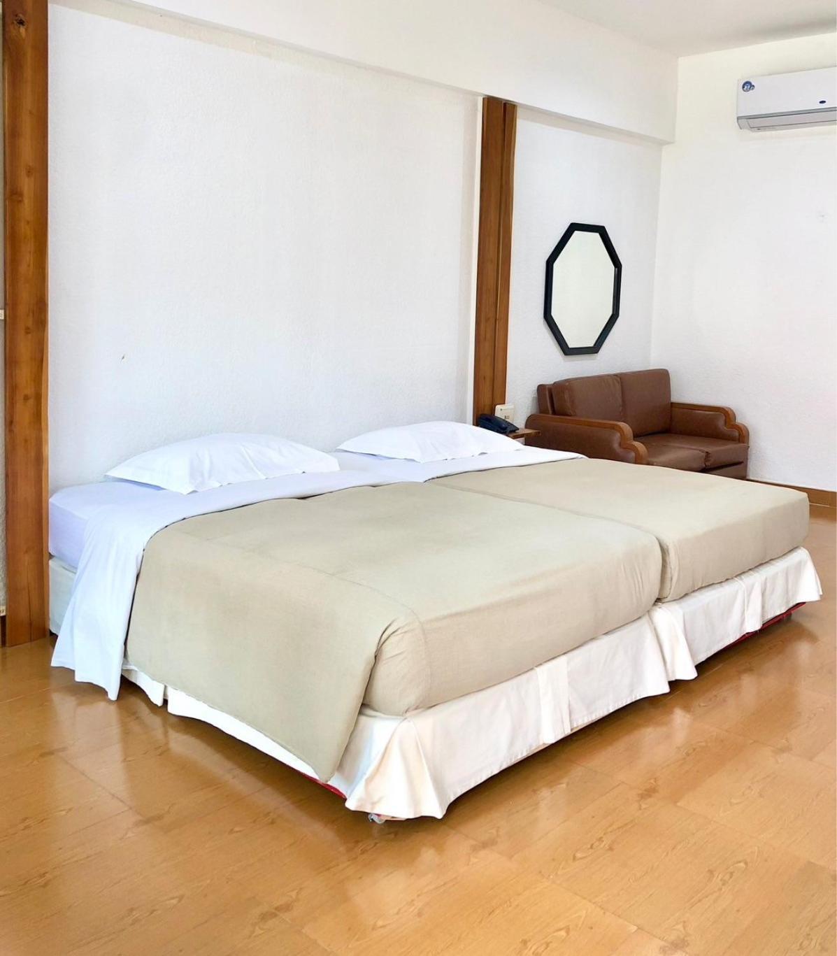 Dad D Resort By Lopburi Inn Resort Dış mekan fotoğraf