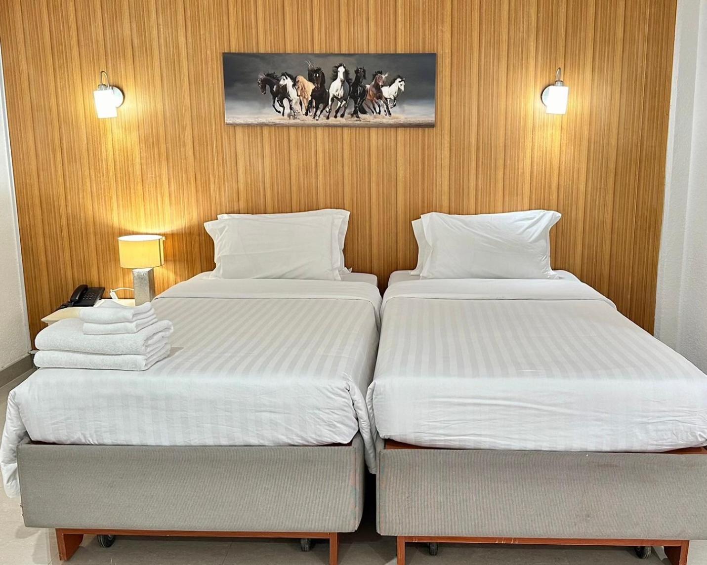 Dad D Resort By Lopburi Inn Resort Dış mekan fotoğraf
