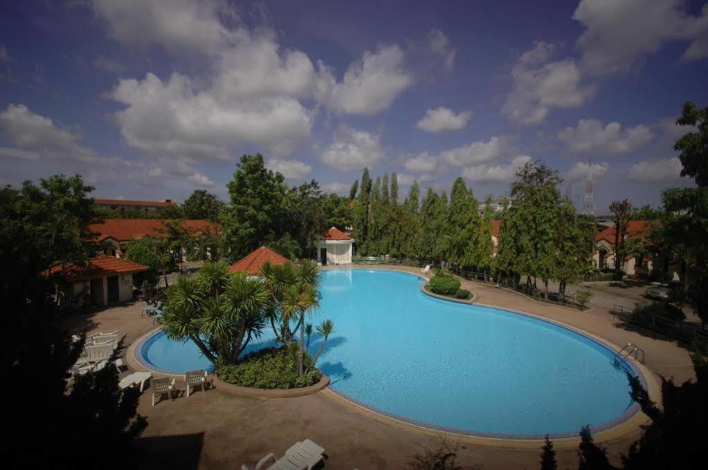 Dad D Resort By Lopburi Inn Resort Dış mekan fotoğraf